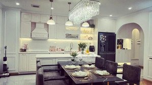 bán căn góc 124,7m chung cư roman tố hữu, đầy đủ nội thất, có slot ô tô, giá 9,7 tỉ