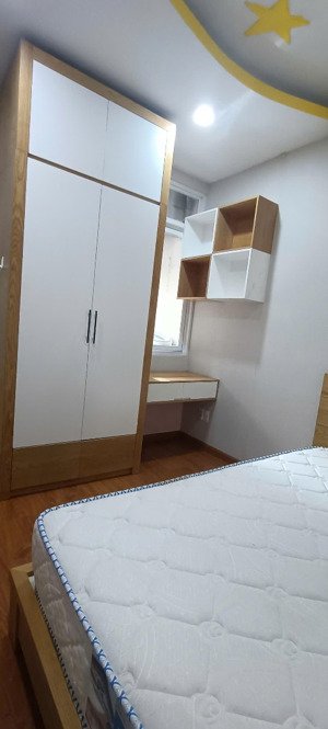 tôi cần cho thuê ch himlam riverside, 78m2, 2pn ,2 wc, có nội thất,giá 13tr/th.lh: 