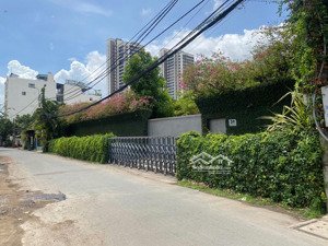 bán siêu phẩm villa trung tâm thảo điền ngay quốc hương - dt : 35x 100m - có hồ bơi - giá : 850 tỷ
