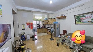 sổ đỏ riêng - tòa ct6a - xa la - hà đông - 68m2 x 2 pn x 2 wc giá 3.57 tỷ ( thương lượng mạnh )