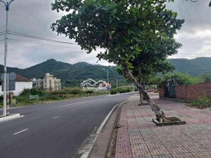 bán đất đường phạm văn đồng vĩnh hoà