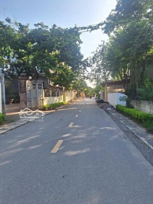 gia lâm 47/ m đầu tư hay ở cực sướng