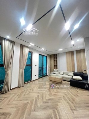 siêu phẩm nhà 39mx 6 tầng thang máy đỗ đức dục mễ trì,lô góc siêu thoáng, 15m ra ô tô,kd-nhỉnh 9 tỷ