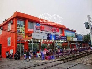 siêu vip.cho thuê mbkd phố nguyễn hoàng.dt 400m2,mt 40m cực đẹp,giá 130tr/ tháng vị trí siêu đẹp