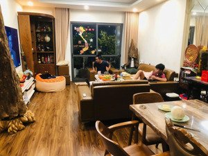 gia đình tôi cần bán căn hộ 83m2 ban công đông nam 2pn 2vs full nội thất giá 6.5 tại hei tower