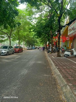 nhà kim giang. giá nhỉnh 12 tỷ siêu phẩm 7 tầng thang máy - ngõ ô tô - thông tứ phía - x