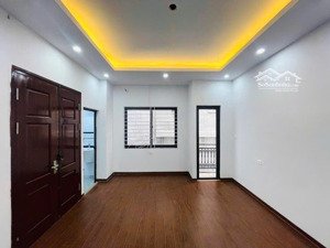 bán gấp nhà đẹp gần phố bà triệu- gần chợ hà đông- ngã 5 hà trì- tiện ích bạt ngàn