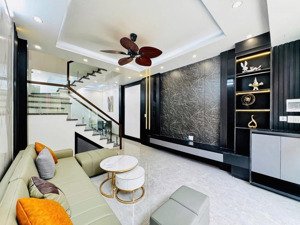 bán nhà mới đẹp gần đh công nghiệp, đang hoàn thiện, cuối năm kịp đón năm mới - ngõ nông- gần ôtô