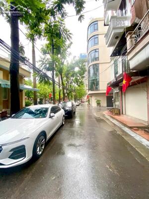 Bán nhà ở 6 tầng thang máy nhập khẩu ngõ phố Khuất Duy Tiến 22 tỷ