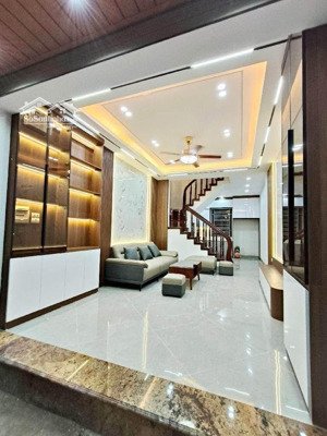 bán nhà nguyễn khang cầu giấy kinh doanh phân lô ôtô đỗ cửa dt36m 5t 13,2 tỷ