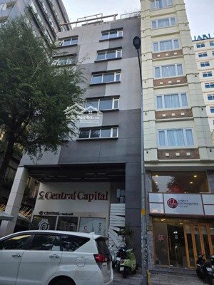 bán toà văn phòng xã đàn ô tô tránh, 300m2 12 tầng, mt 13m, 98 tỷ