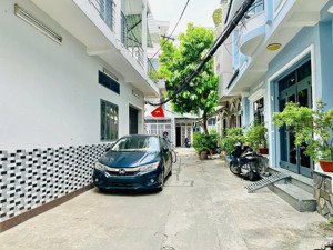 diện tích khủng 70m2 - 7.6 tỷ !! bán nhà phú nhuận gần chợ cây quéo, 3 tầng full nội thất 4pn, 4wc