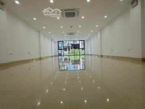 bán toà nhà văn phòng nguyễn ngọc nại 55 tỷ nhỉnh 110m*8t mt7m vị trí đắc địa thiết kế thông sàn