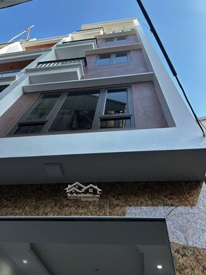 (ảnh thật) bán nhà mới chủ xây tâm huyết muốn để ở nhưng cần tiền phải bán, ô tô đỗ cách nhà 20m