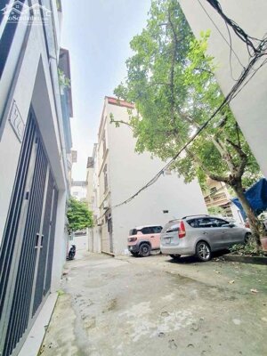 bán nhà Ngọc Lâm, 54m x 4 tầng, mặt tiền 5m, gara ôtô, kinh doanh, full nội thất