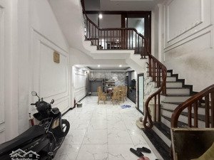 bán nhà riêng tại đại từ, 10,2 tỷ, 50,8 m2, 4pn, 5wc, 6 tầng