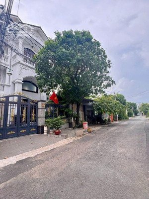 cg bán nhà trung tâm thủ đức khu vip bên sông - 8x19m - 13.x tỷ