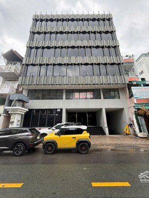 cho thuê tòa nhà 214a trần não quận 2 .