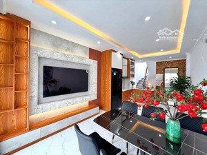 duy nhất 1 căn!!! phố định công-32m2x6t-thang máy-10m ra ô tô, 50m ra mặt phố-chỉ nhỉnh 8 tỷ.