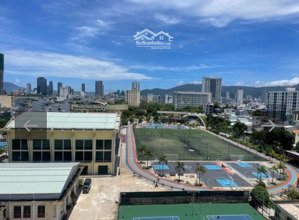 bán tòa khách sạn 10 tầng, doanh thu 220 triệu/tháng