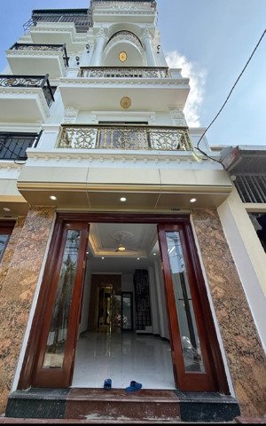 mặt ngõ kinh doanh ô tô thông thang máy nhập trung tâm vĩnh hưng gần kđt vin.