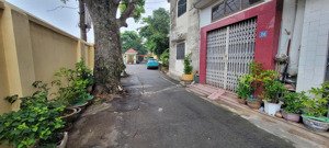 gấp! chính chủ bán nhà tập thể tầng 1 mặt phố 4.5m oto tải đỗ cửa
