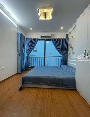 bán nhà dân xây, 52m2, 5 tầng, phố cổ linh, long biên, gần mặt phố, chỉ hơn 7 tỷ