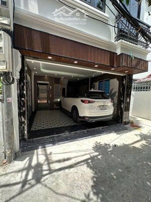 bán nhà trung tâm việt hưng, long biên dt 40m2 x 6 tầng oto thang máy