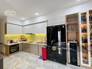 chủ bán chcc oriental plaza 685 âu cơ 85m2=3.6tỷ, 106m2=3pn=4ty5 lh thanh tâm