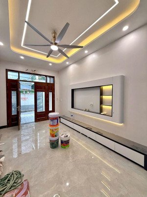 bán nhà nguyễn an ninh 55m x 6 tầng thang máy vừa ở vừa cho thuê gần phố khe thoáng chỉ 17.8 tỷ