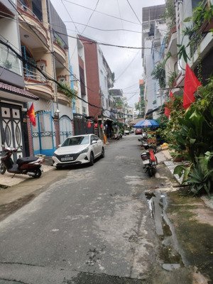 bán nhà hẻm xe hơi 7m văn chung p13, tb, dt 6,4x21m trệt 2 lầu nhà đang cho thuê căn hộ, giá 19,5tỷ