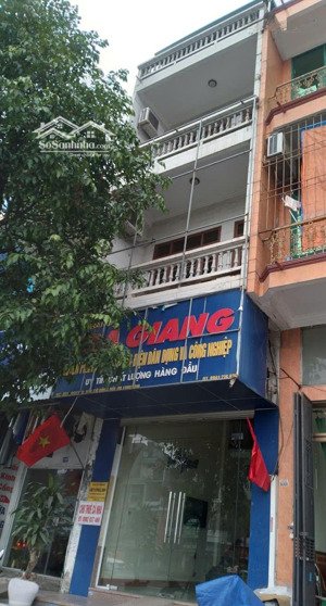cho thuê nhà nguyên căn mặt đường nguyễn văn cừ - hòn gai, 4pn - chỉ 8tr/tháng