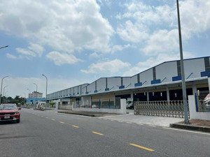 cho thuê kho kcn đài tư, long biên, hn. dt 7500m, cao 12m có pccc tự động. giá 113k/m