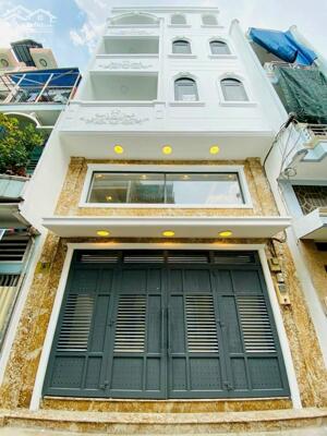 Bán nhà mặt tiền Đường 3/2 P12 Q10 - DT 4x16m - 1 trệt 2 lầu - Giá 26 tỷ