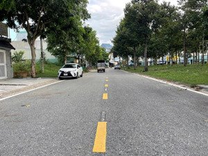 chính chủ cần bán 100m2 full thổ cư. đất tdc thành phố mới, gần chợ, công viên, giá ngộp 2ty580