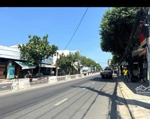 bán đất tặng nhà cấp 4 mặt tiền đường lê hồng phong cực hiếm dt 206m2 vuông vức, gần biển, 88tr/m2