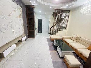 bán nhà dương văn bé 30m 5 tầng, 3pn nhà mới đẹp long lanh, full nội thấy ô tô tránh gần giá 6.9tỷ