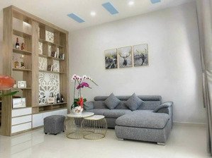 bán nhà hxh 730 lạc long quân, p9; quận tân bình (3,9x13) hơn 8 tỷ; 3 lầu hơn 8 tỷ?