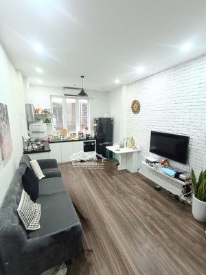 mặt ngõ, kinh doanh, nhà đẹp ở ngay, ngõ thông thoáng, ba bước ra phố. 25m2 4t mt 3,5m giá 6,5 tỷ