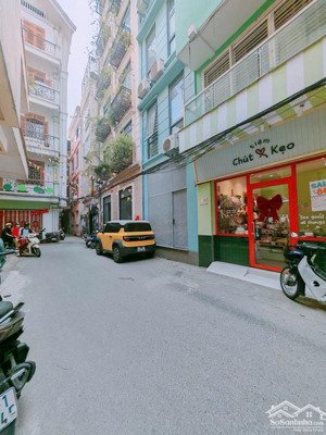 bách khoa cần bán gấp giá đầu tư 2 mặt tiền 2 ôtô tránh, lô góc 3 thoáng, ngõ to như phố, 90m2, 4t