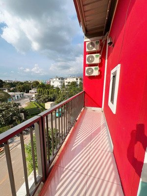 duplex ban công - đi bộ qua văn lang cơ sở 3 - phòng rộng ở được 4 người