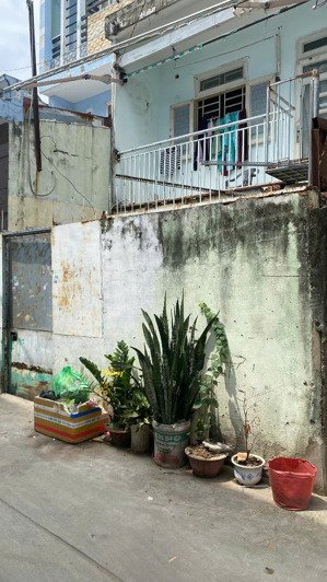 bán nhà cấp 4 có gác, 2 mặt hẻm, diện tích lớn 78,7m², giá 8,5 tỷ (tl)