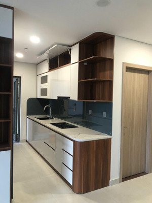 cho thuê căn hộ chung cư 3pn dt 101,25m, full đồ mới tinh, khách chỉ việc xách vali về ở