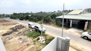 Tôi có 10m đất. Cần bán 5m để xây nhà. Đất phường Bình Minh, Tây Ninh