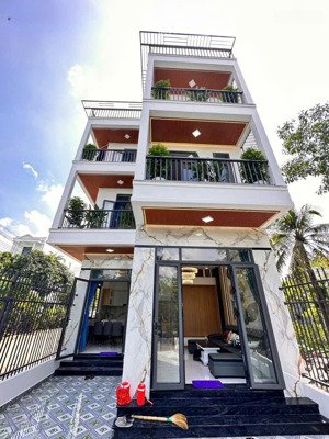 biệt thự mini góc 2mt khu osaka thạnh xuân 52, quận 12. dt: 6,2x15 1 trệt 2 lầu full nt giá 6tỷ1