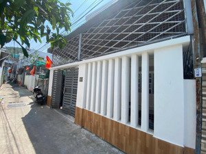 bán nhà sau lưng chợ vinh hải - gần biển nha trang 2 mặt tiền siêu đẹp