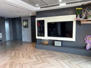 duy nhất căn góc tại flc. giá 4 tỷ-76m2-bc đông nam. lh 
