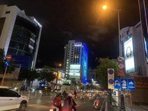 mặt tiền nam kỳ khởi nghĩa, đường 2 chiều, vỉa hè, kinh doanh vip, diện tích 62m2 xây 5 tầng, 24 tỷ