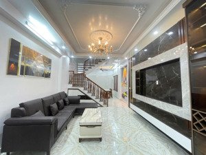 bán nhà phố tôn đức thắng, nhà mới 2 thoáng, ngõ thông gần phố, cách ô tô 30m, dt 38m2 * 5 tầng