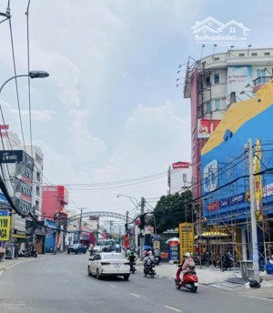 mặt tiền võ văn ngân, 250 m2, đoạn mua bán nhộn nhịp, sôi động, hđt 70tr/tháng